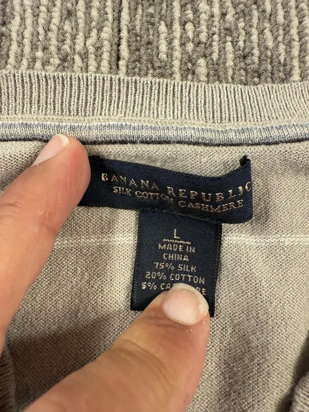 Banana Republic Sweater Mens Large Gray V Neck Silk Cotton Cashmere Striped